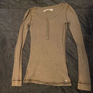 COPY - 2/$40 Vintage Y2K Abercrombie & Fitch brown warm grey Henley shirt butto…